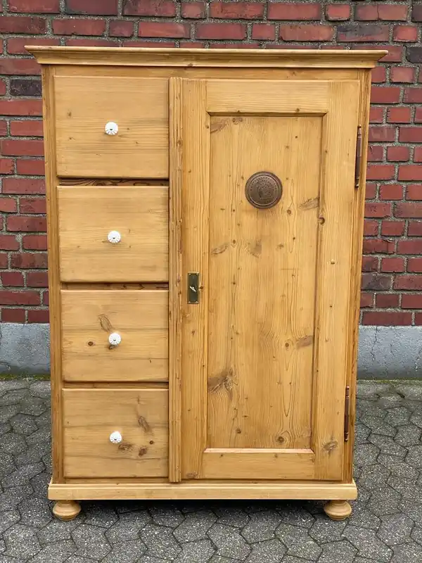 Preisreduziert Gründerzeit Brotschrank Weichholz Landhausmöbel Schrank