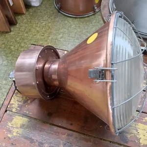 Sonderaktion Original Industrielampe kupferfarbig mit Glas und Gitter