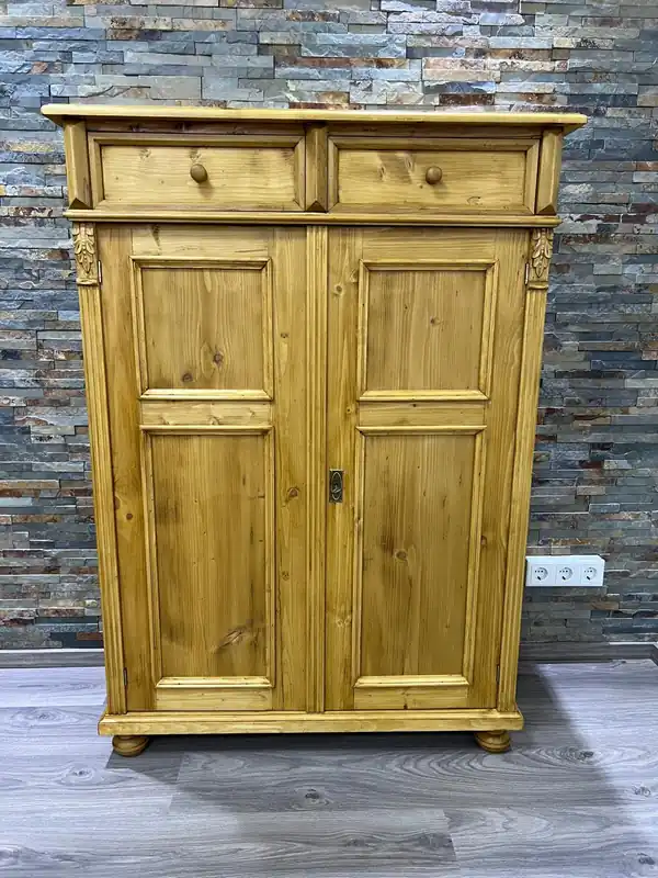 Landhaus Vertiko mit zwei Schubladen & Holzknöpfen - Weichholz Schrank Echt
