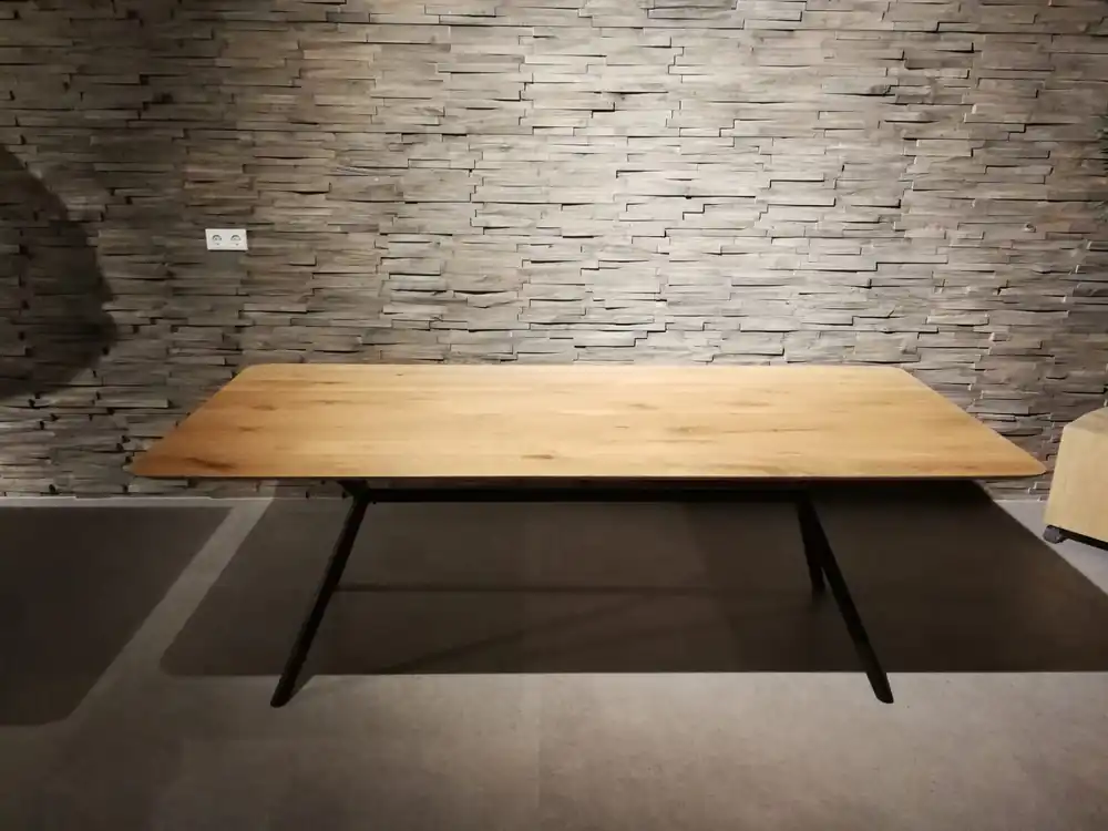 Neue Kollektion Esstisch Helsinki - Eiche massiv 200x100cm
