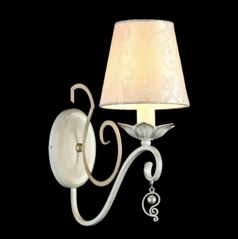 Top-Seller Casa Padrino Barock Wandleuchte Weiß Gold 14 x H 33 cm Antik Stil - Wandlampe Wand Beleuchtung