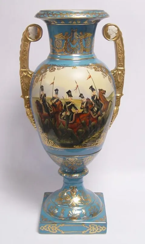 Casa Padrino Barock Porzellan Vase mit 2 Griffen H. 55 cm - Luxus Vase Knallerangebot