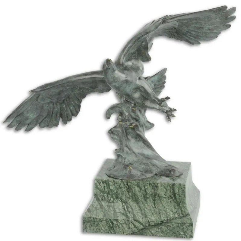 Preisknaller Casa Padrino Luxus Bronze Skulptur Fliegender Adler Grau / Grün 44,6 x 17,7 x H. 42,7 cm - Deko Bronzefigur