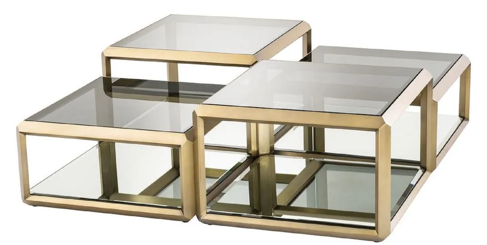 Casa Padrino Luxus Couchtisch Messingfarben 75 x 75 x H. 48 cm - Edelstahl Wohnzimmertisch mit Glasplatten und Spiegelglas - Luxus Wohnzimmer Möbel Markenware