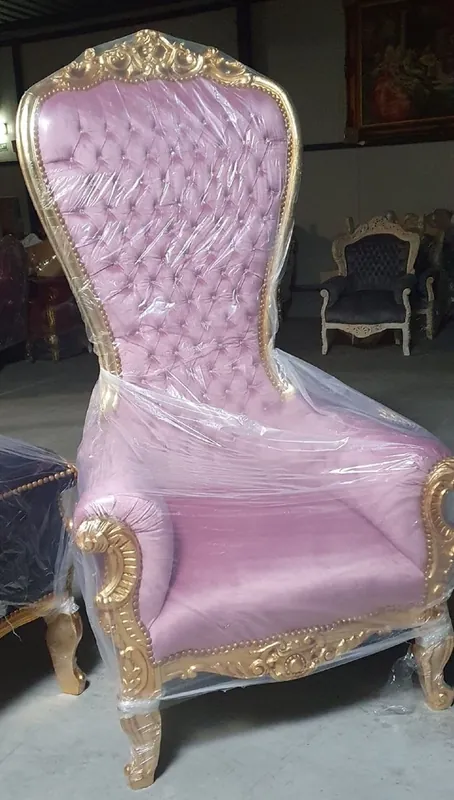 Top-Preis Casa Padrino Barock Samt Thron Sessel mit Glitzersteinen Hellrosa / Gold - Barock Möbel