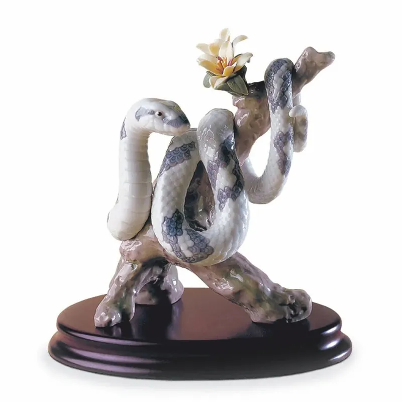 Casa Padrino Luxus Porzellan Deko Figur Schlange auf Ast Bunt / Braun 18 x 14 x H. 19 cm Rabatt