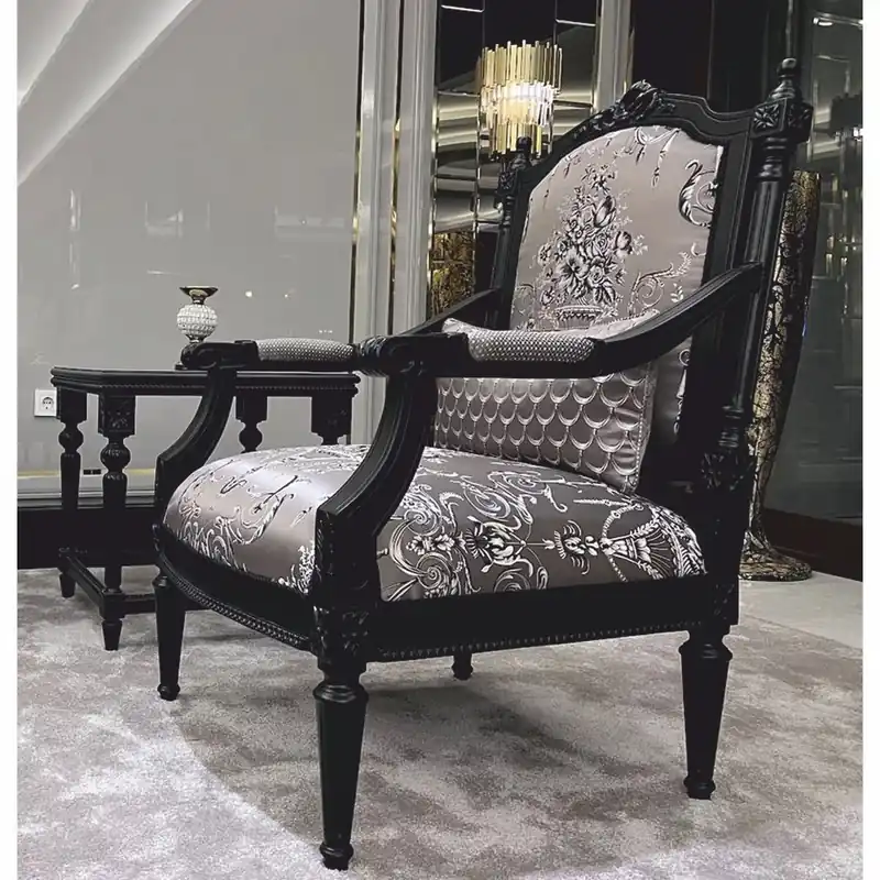 Markenprodukt Casa Padrino Luxus Barock Sessel mit Kissen Silber / Schwarz - Barock Wohnzimmer Möbel