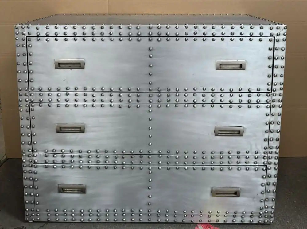 Rabatt Casa Padrino Aluminium Kommode mit 3 Schubladen 100 cm - Aluminium Möbel