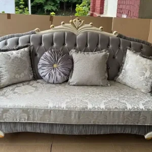 Saisonangebot Casa Padrino Luxus Barock Sofa Grau / Creme / Gold 225 cm - Barock Möbel