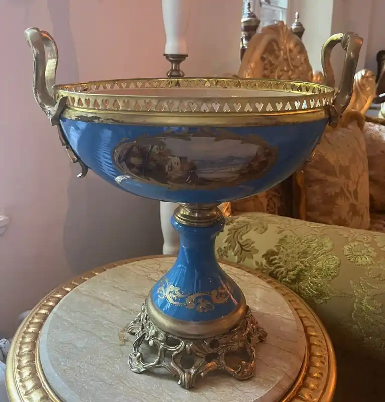 Preisknaller Casa Padrino Jugendstil Porzellan Schüssel Blau / Bunt / Messing H. 40 cm