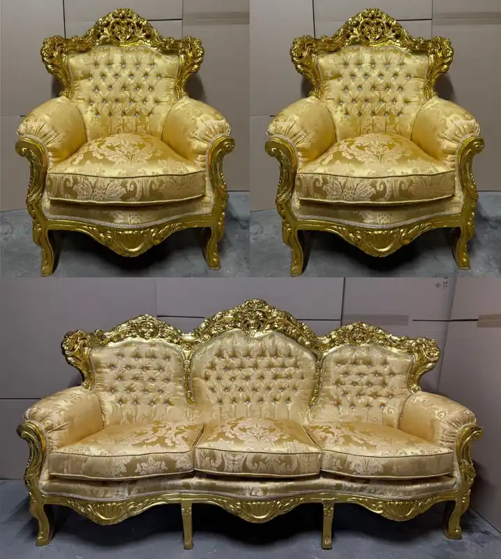 Preisreduziert Casa Padrino Barock Wohnzimmer Set Gold - 1 Sofa & 2 Sessel - Barock Möbel