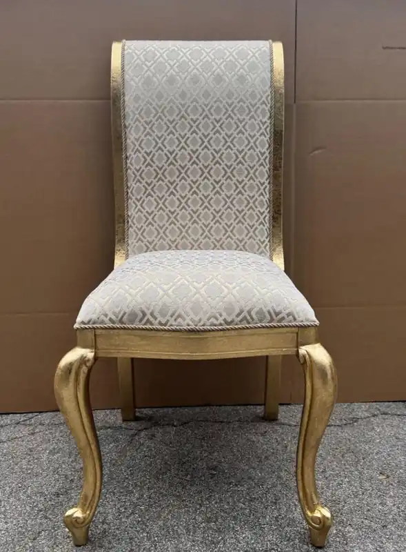 Casa Padrino Luxus Barock Esszimmer Stuhl Gold Muster / Gold H. 105 cm - Barock Möbel Mega-Angebot