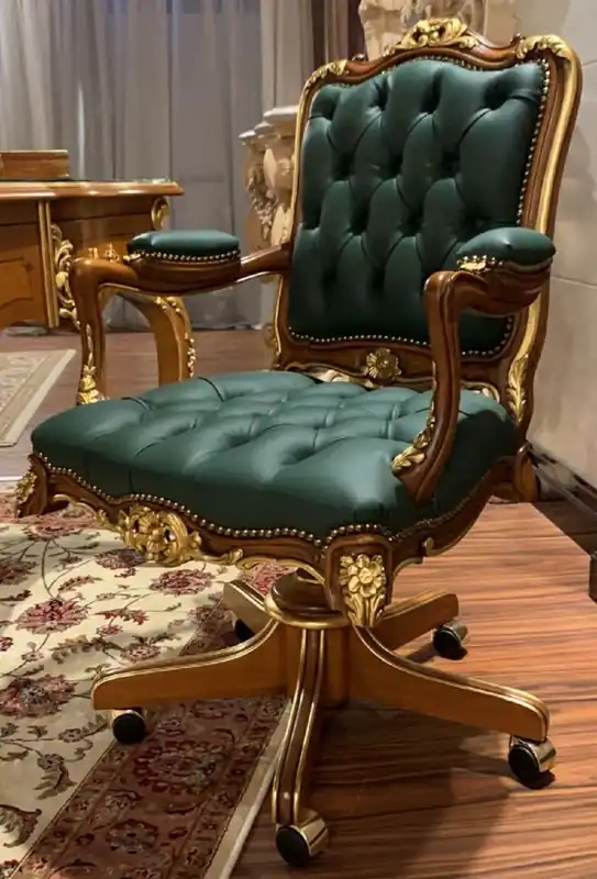 Abverkauf Casa Padrino luxury baroque office chair green / brown / gold 70 x 57 x H. 108 cm - Magnificent handmade solid wood desk chair with genuine leather - Baroque office furniture - Luxury Quality