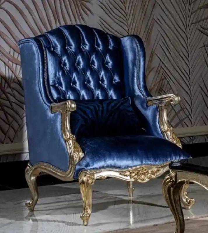 Finale Aktion Casa Padrino luxury baroque wing chair blue / silver / gold - Handmade living room armchair with decorative pillow - Baroque living room furniture