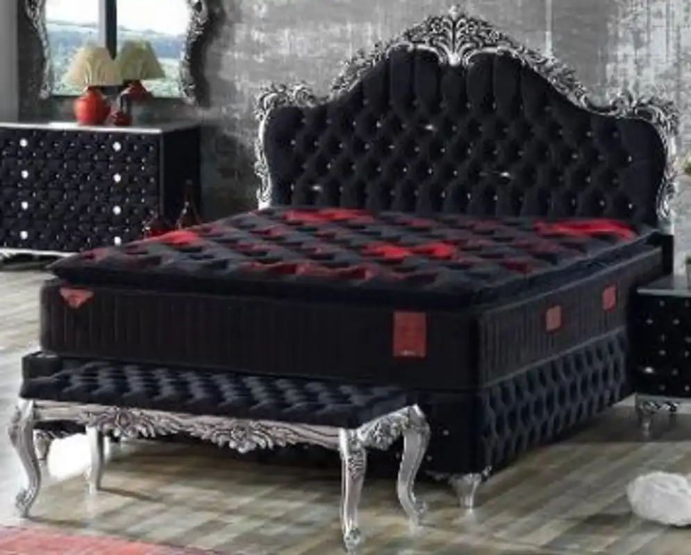 Must-Have Casa Padrino baroque double bed black / silver - Ornate velvet bed with rhinestones and mattress - Complete Set