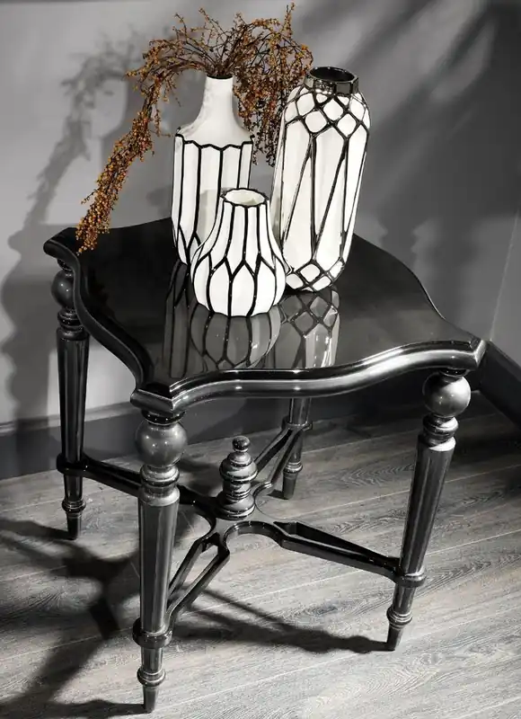 Geprüft Casa Padrino luxury baroque side table black / silver 57 x 57 x H. 64 cm - Noble solid wood table - Luxury Quality - Made in Italy