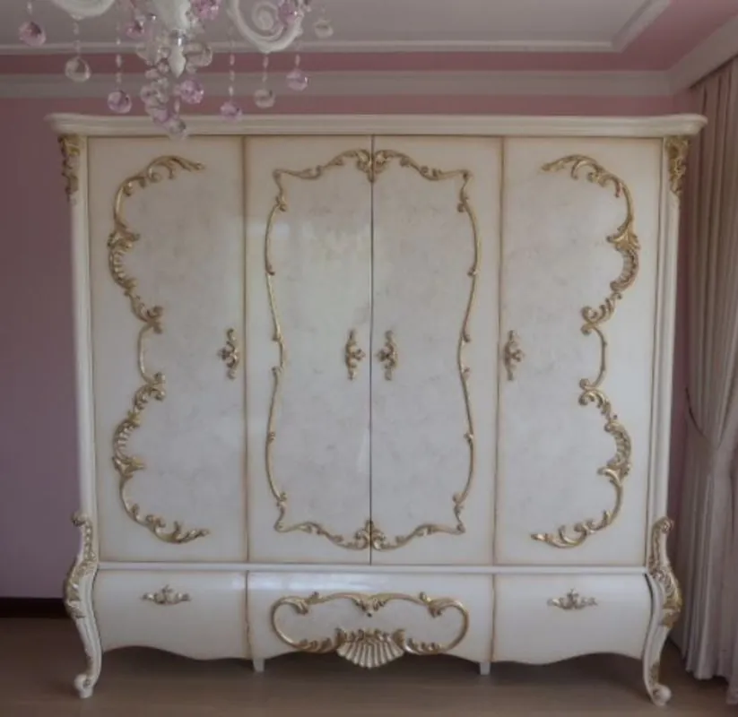 Aktuell Casa Padrino luxury baroque bedroom cabinet white / cream / gold 320 x 70 x H. 250 cm - Noble solid wood wardrobe - Bedroom furniture in baroque style - Luxury Quality