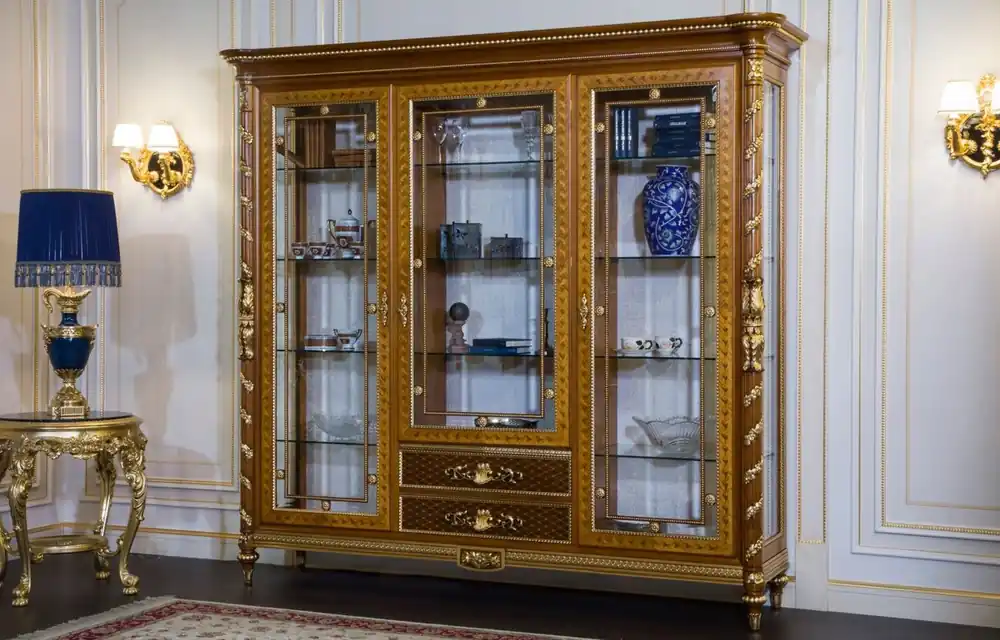 Casa Padrino Luxury Baroque Showcase Light Brown / Brown / Gold 239 x 57 x H. 221 cm - Solid Wood Display Cabinet with 3 Glass Doors - Hotel Restaurant Castle Furniture - Luxury Quality - Made in Italy Online Kaufen