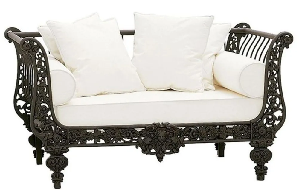 Casa Padrino luxury baroque sofa dark brown / white 137 x 87 x H. 77 cm - Hand forged wrought iron sofa with pillows - Living Room Sofa - Garden Sofa - Patio Sofa - Baroque Furniture Zertifiziert