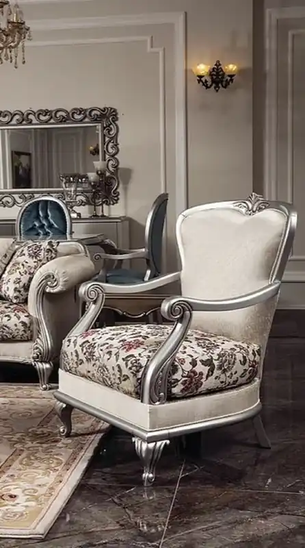 Schneller Versand Casa Padrino luxury baroque armchair cream / beige / silver 77 x 66 x H. 108 cm - Noble living room armchair with floral pattern - Baroque living room furniture