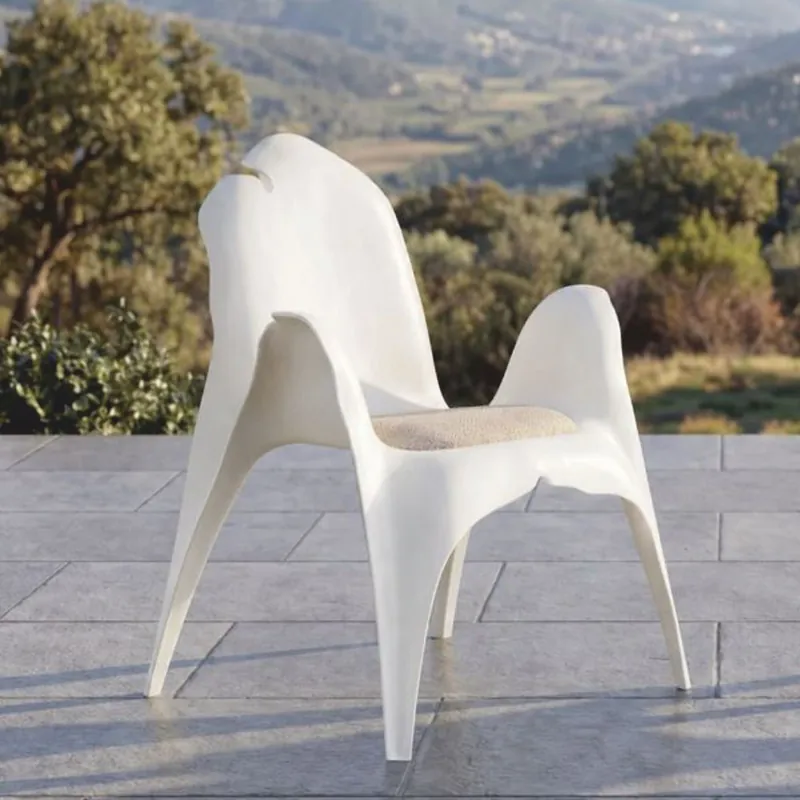 Preiswert Casa Padrino Luxus Gartenstuhl mit Armlehnen Matt Weiß / Beige - Garten & Terrassen Möbel