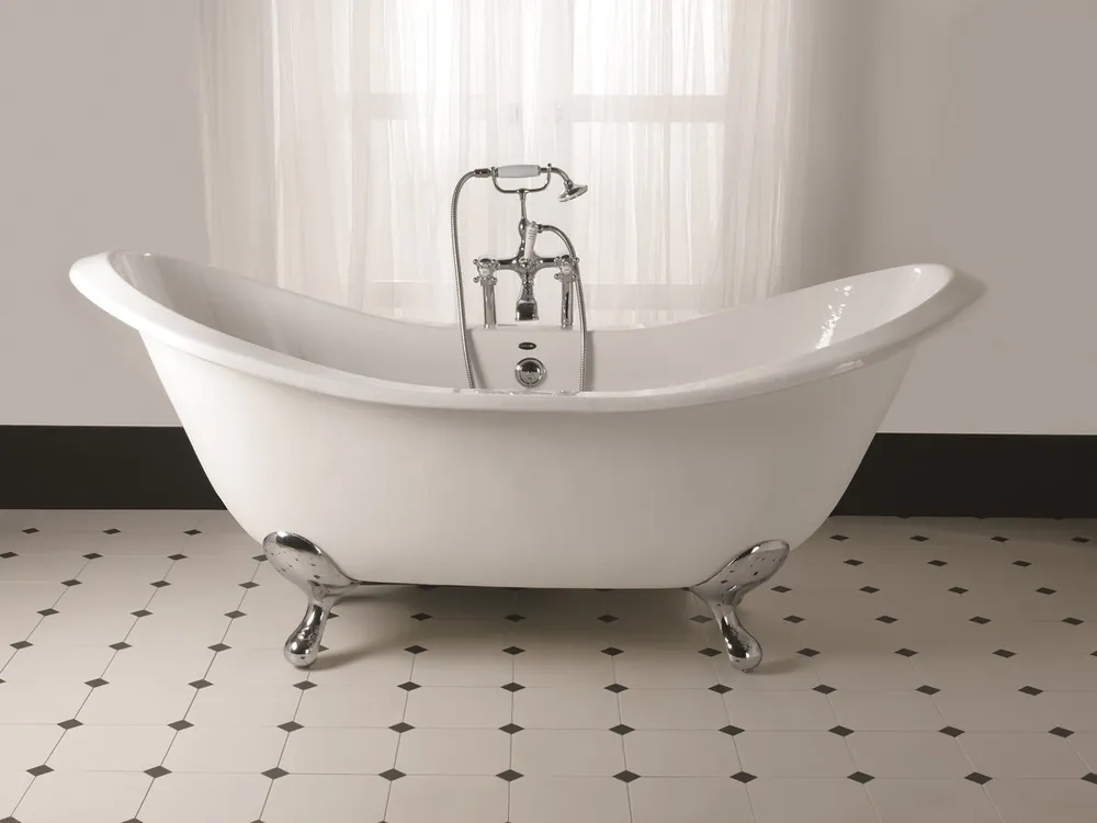 Casa Padrino Baignoire Art Nouveau de Luxe Blanc / Argent 180 x 77 x H. 79 cm - Baignoire Acrylique Détaché avec Pieds Sphériques en Acier Chromé - Mobilier Salle de Bain Art Nouveau Abverkauf