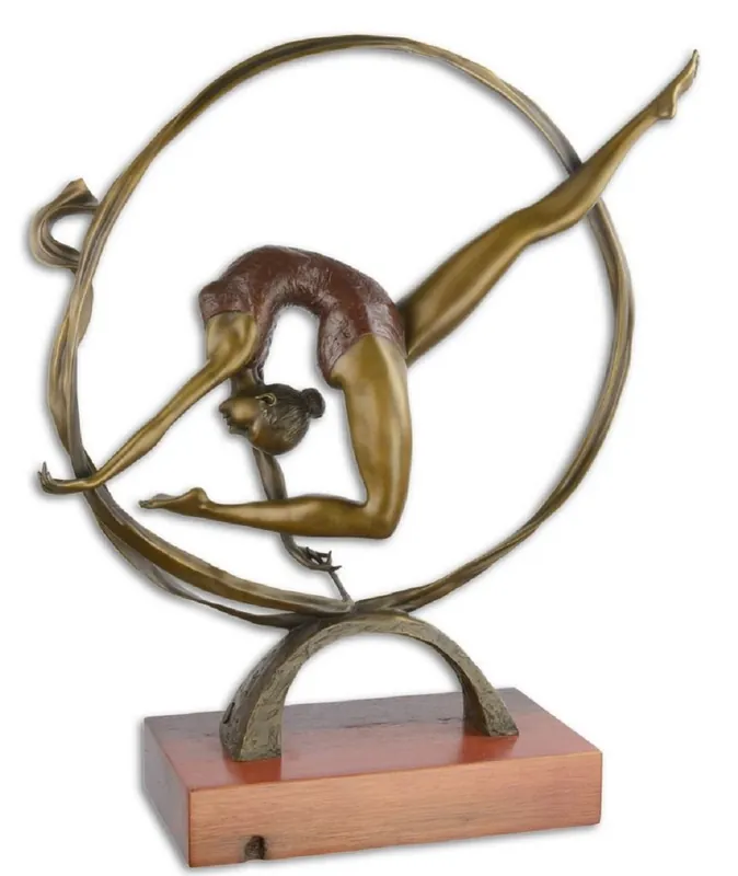 Casa Padrino figurine en bronze gymnaste avec corde bronze / marron 44 x 15,8 x H. 49,7 cm - Sculpture en Bronze avec Socle en Bois - Figurine Déco Preisreduziert
