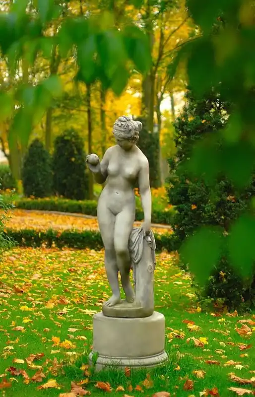 Casa Padrino sculpture Art Nouveau Vénus avec pomme style antique gris 38 x H 118 cm style antique - décoration de jardin baroque - lourde et solide Finale Aktion