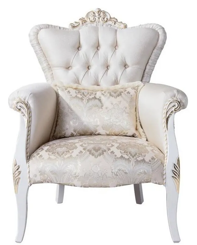 Günstig Casa Padrino fauteuil de salon baroque de luxe avec coussin décoratif crème / blanc / or 83 x 94 x H. 111 cm - Meubles de salon de style baroque