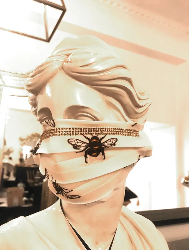Bestpreis Casa Padrino Bling Bling Mask Bees White - Masque CP avec strass dorés