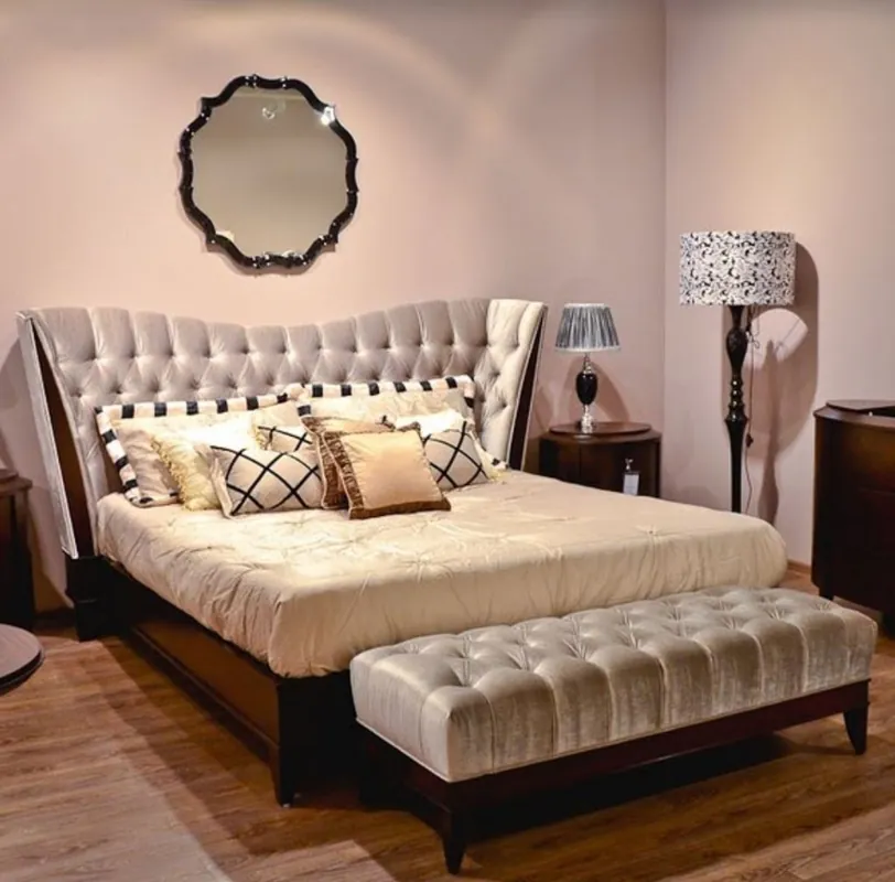 Saisonangebot Casa Padrino lit double néoclassique gris / marron foncé 240 x 230 x H. 134 cm - Lit en bois massif avec tête de lit et tissu velours fin - Meubles de chambre de style néoclassique