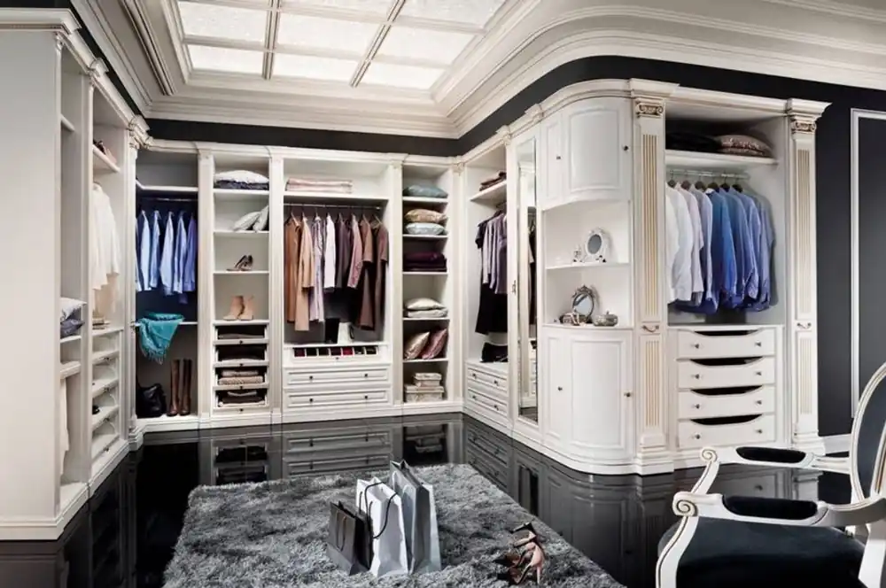 Aktuell Casa Padrino garde-robe baroque de luxe blanc / or - Armoire ouverte en bois massif de plain-pied - Élément mural de chambre noble - Meubles d'Hôtel - Meubles de Chambre - Qualité de Luxe