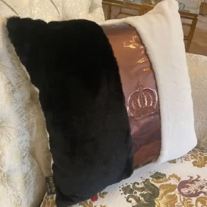 Bestseller Harald Glööckler luxury decorative pillow Pompöös by Casa Padrino white / black / bronze - Glööckler pillows - Designer decorative pillows - Harald Glööckler designer decorative accessories