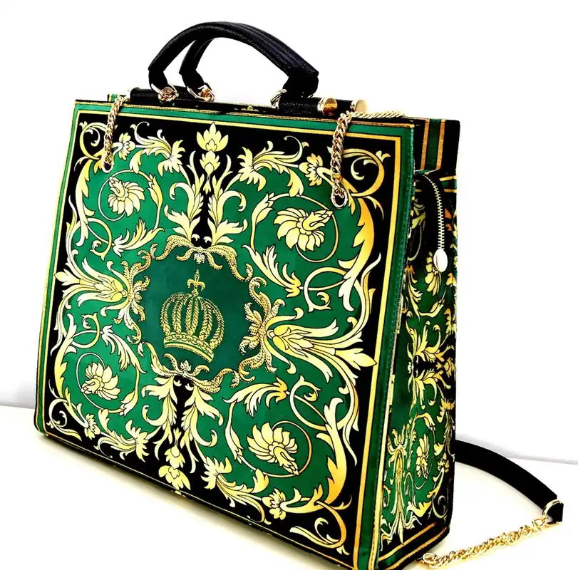 Bestpreis Pompöös by Casa Padrino Sac à Main pour Dames de Luxe Fleurs Baroques avec Couronne et Strass Vert / Noir / Or 43 x H. 43 cm - dessiné par Harald Glööckler