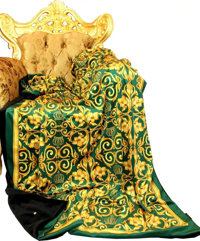 Neue Ware Couverture de luxe Pompöös de Casa Padrino baroque vert / or de Harald Glööckler avec strass