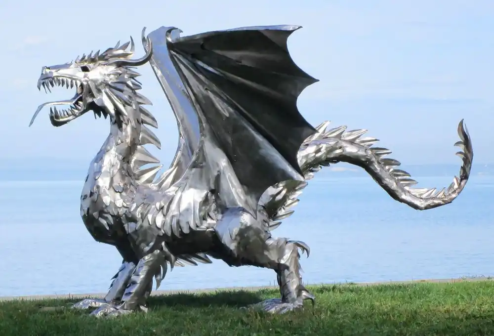 Casa Padrino sculpture de décoration de jardin de luxe dragon argent 290 x 180 x H. 235 cm - Immense figurine de décoration en acier inoxydable - Décoration Figurine de Jardin d'Hôtel Rabatt