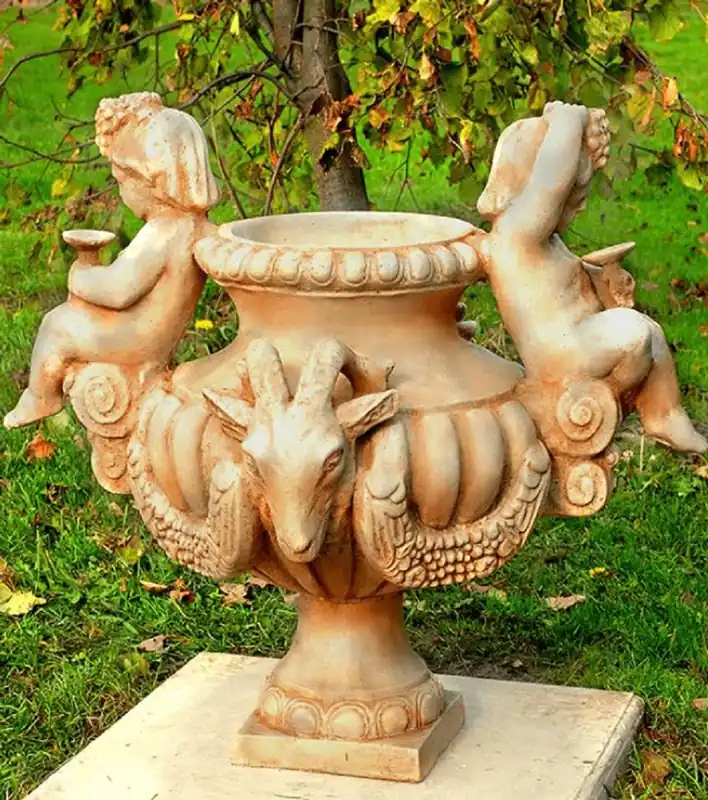 Casa Padrino Vase Art Nouveau Beige Ø 58 x H. 69 cm - Vase à Fleurs Élégant - Décoration Jardin & Terrasse Baroque & Art Nouveau Must-Have