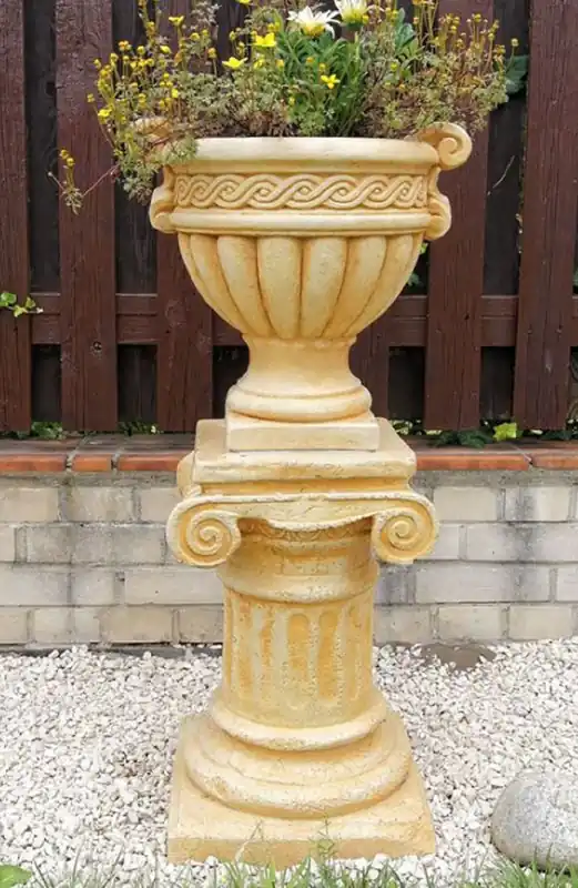 Casa Padrino pot de fleurs baroque avec colonne beige Ø 48 x H. 99 cm - Magnifique cache-pot avec colonne de jardin de style baroque - Accessoires de décoration de jardin baroque Mega-Angebot