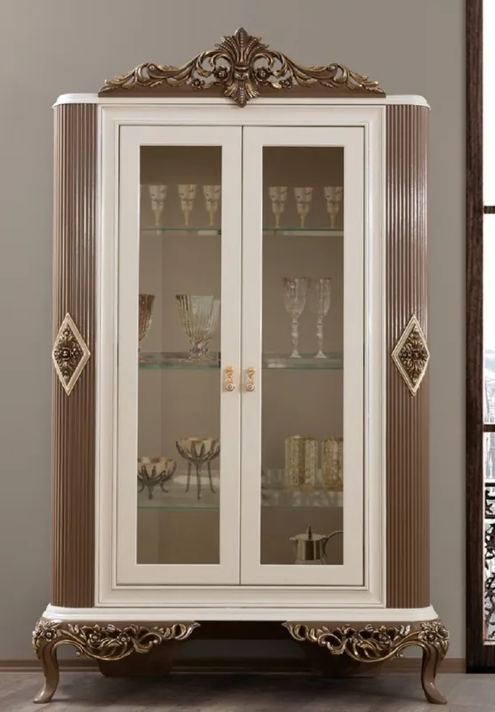 Casa Padrino armoire vitrine de salon baroque de luxe blanc / marron / or 130 x 50 x H. 220 cm - Magnifique vitrine baroque avec 2 portes vitrées - Meubles Baroques Nobles Direkt Vom Hersteller