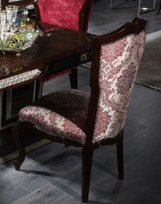 Direktkauf Casa Padrino chaise de salle à manger baroque de luxe beige / rouge bordeaux / marron foncé / argent - Chaise de cuisine en bois massif fabriquée à la main avec motif élégant - Meubles Baroque
