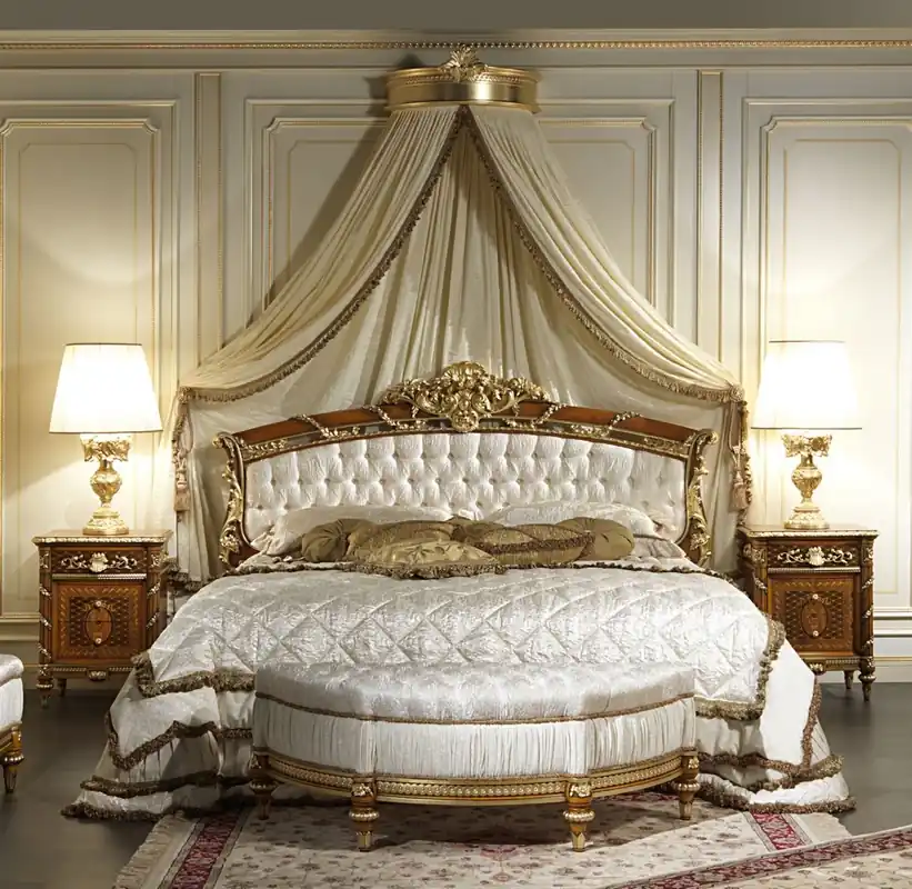 Casa Padrino ensemble de chambre baroque de luxe blanc / marron / or - 1 Lit Double avec Tête de Lit & 1 Baldaquin & 2 Tables de Chevet & 1 Banc - Mobilier de Chambre Baroque Knallerangebot