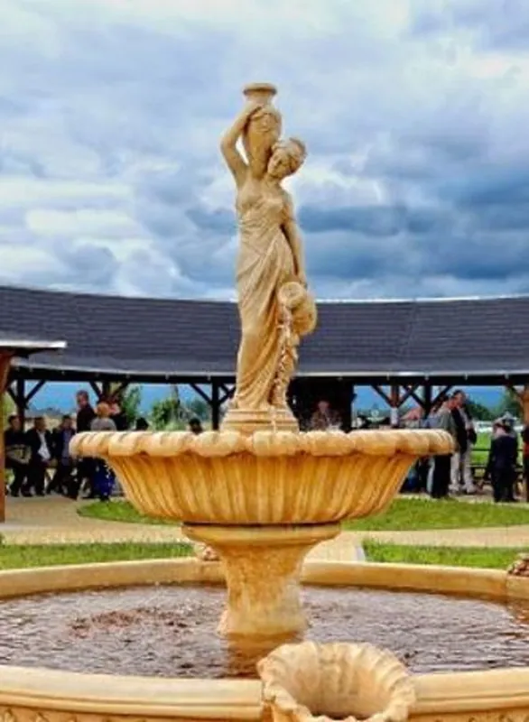 Casa Padrino fontaine Art Nouveau dame avec cruches beige Ø 153 x H. 251 cm - Magnifique fontaine de jardin - Fontaine de décoration de jardin - Décoration de Jardin Baroque & Art Nouveau Online Kaufen