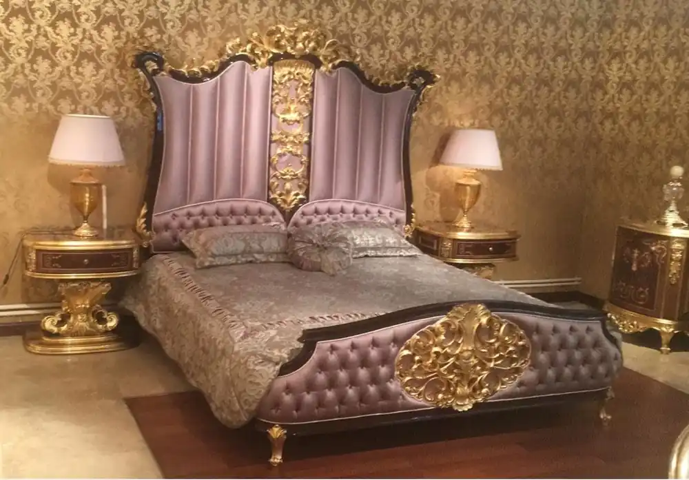 Preisknaller Casa Padrino ensemble de chambre baroque de luxe rose / marron foncé / or - 1 Lit Double avec Tête de Lit et 2 Tables de Chevet - Mobilier de chambre de haute qualité de style baroque
