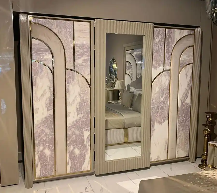 Casa Padrino armoire de chambre Art Déco de luxe gris / blanc / or 270 x H. 230 cm - Armoire avec 3 portes coulissantes - Mobilier de Chambre & d'Hôtel Art Déco - Collection de Luxe Preisknaller