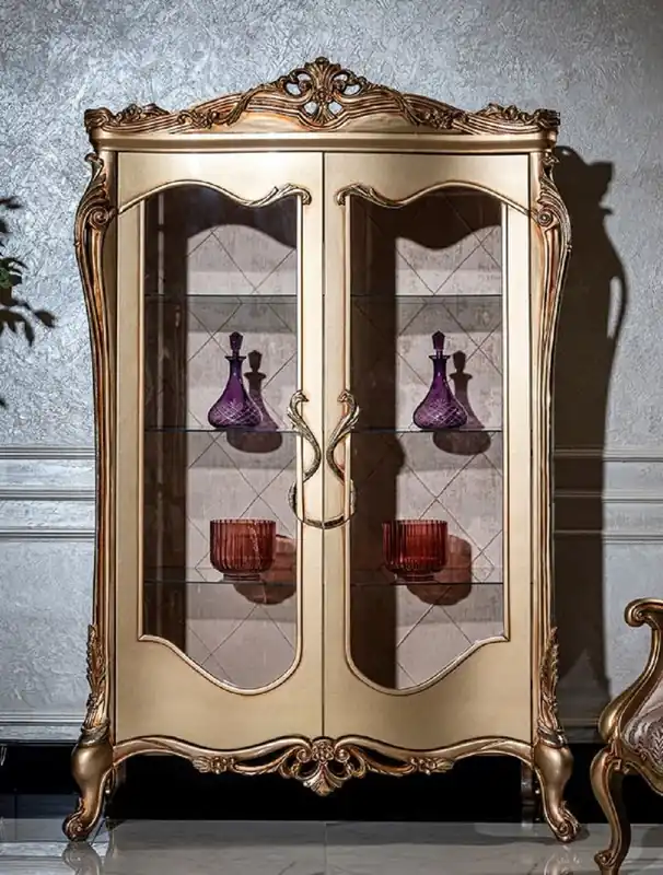 Casa Padrino vitrine baroque de luxe or - Magnifique vitrine en bois massif avec 2 portes vitrées - Meuble baroque fait main - Noble & Magnifique Markenprodukt