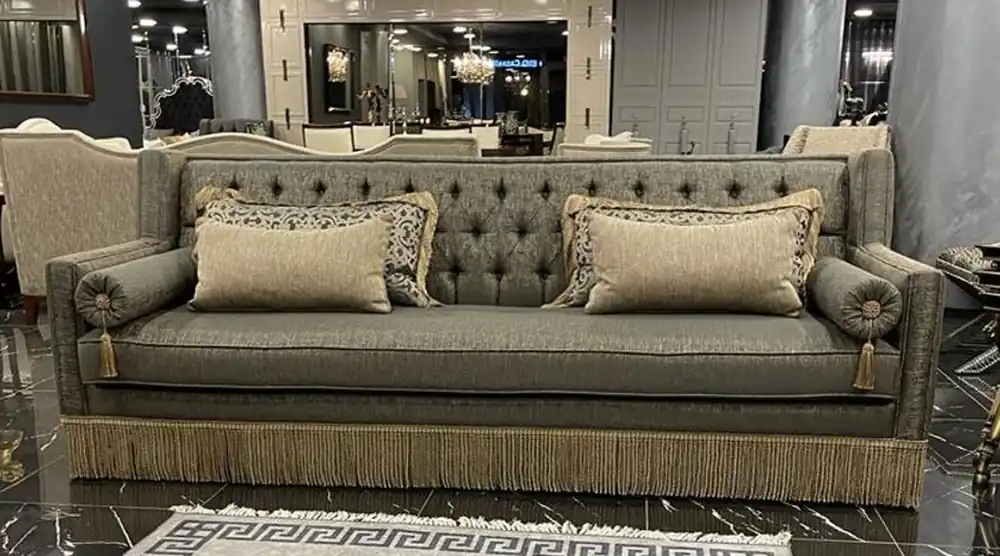 Casa Padrino canapé Art Déco Chesterfield de luxe gris / beige - Canapé de salon en bois massif fait main - Mobilier de Salon Art Déco Chesterfield de Luxe Sonderaktion