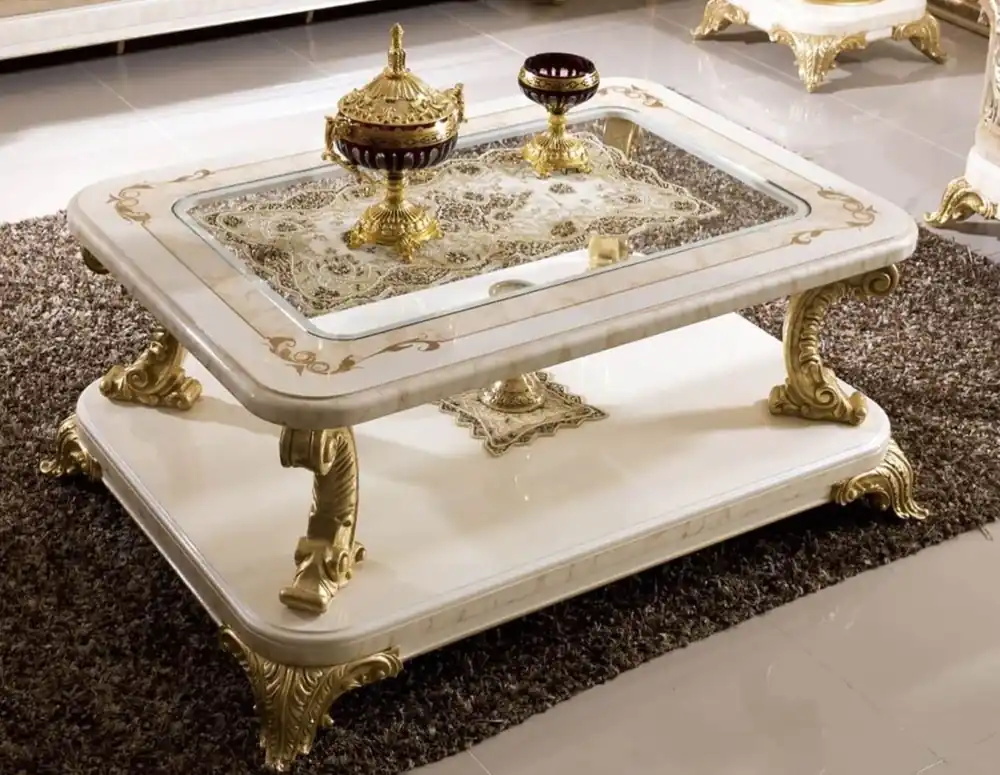 Top-Seller Casa Padrino table basse baroque de luxe avec plateau en verre blanc / beige / or - Magnifique table de salon en bois massif de style baroque - Meuble de salon baroque - Noble & Magnifique
