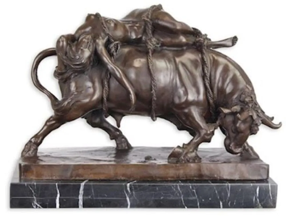 Casa Padrino sculpture bronze de luxe taureau et femme bronze / noir H. 31 cm - Figure décoration bronze avec socle en marbre - Figure animalière bronze - Accessoires de Décoration de Luxe Neue Kollektion
