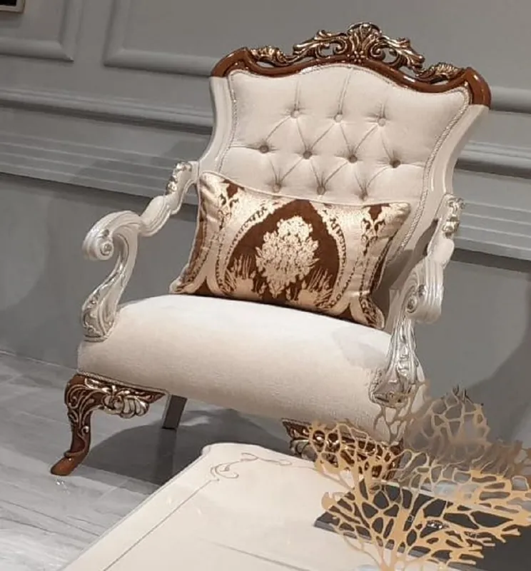 Casa Padrino fauteuil baroque de luxe beige / gris / marron / or - Fauteuil de salon de style baroque fait main - Mobilier de salon baroque - Noble & Magnifique Jetzt Bestellen