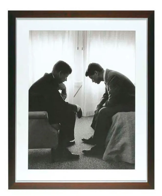 Sale Casa Padrino Stampa John & Robert Kennedy 78 x H. 92 cm - Immagine di Lusso